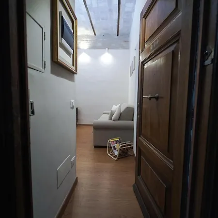 Bruno Domus Colosseo Apartment Rome