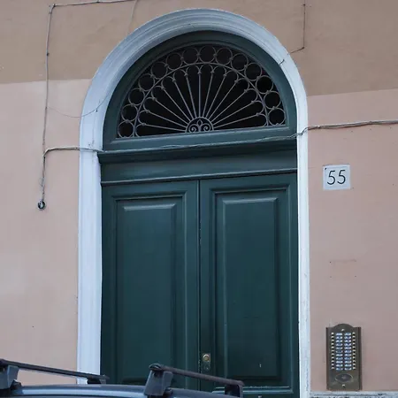 Bruno Domus Colosseo Апартаменты