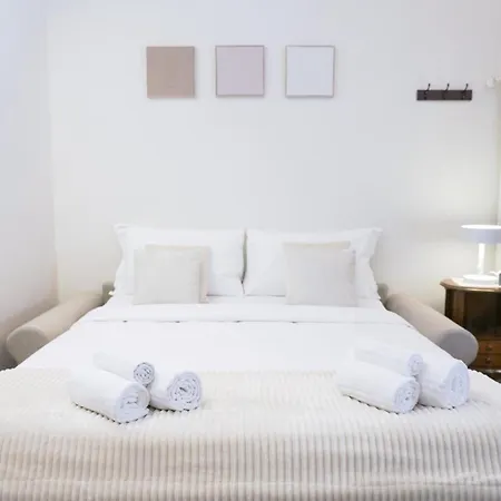 Bruno Domus Colosseo Апартаменты