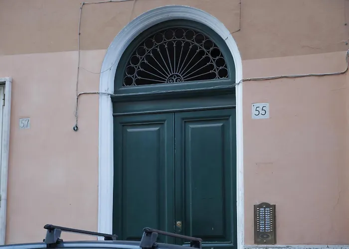 Bruno Domus Colosseo Apartment